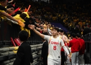 开云体育入口-精心准备获胜，球队实力显著