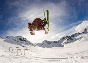 开云平台-西决生死战之夜，西亚卡姆舞台越大越强