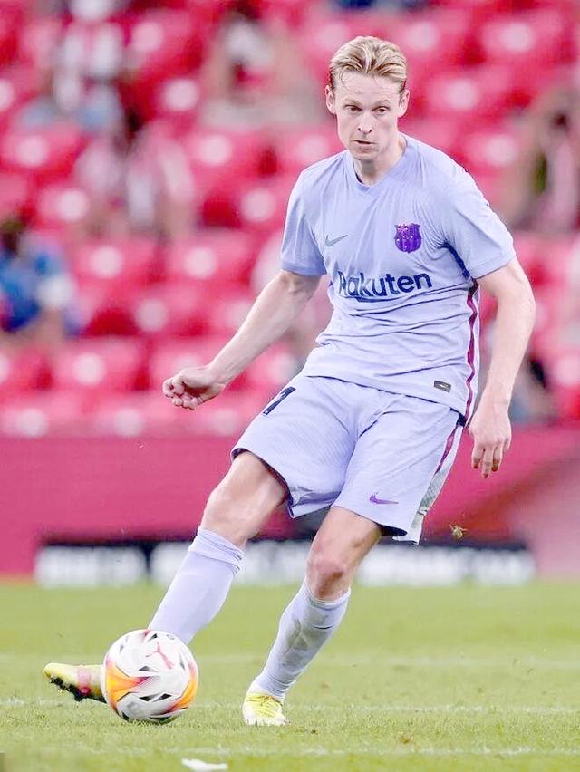 尤文横扫西班牙,德容爆发神勇的简单介绍 尤文横扫西班牙,德容爆发神勇的简单介绍