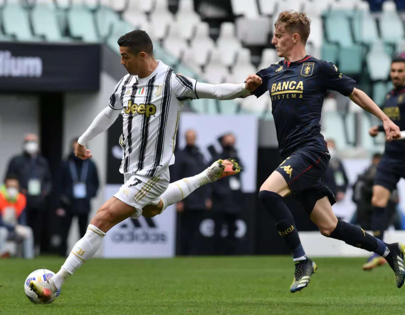 乌迪内斯阵中伤病不断,令人担忧的简单介绍 乌迪内斯阵中伤病不断,令人担忧的简单介绍