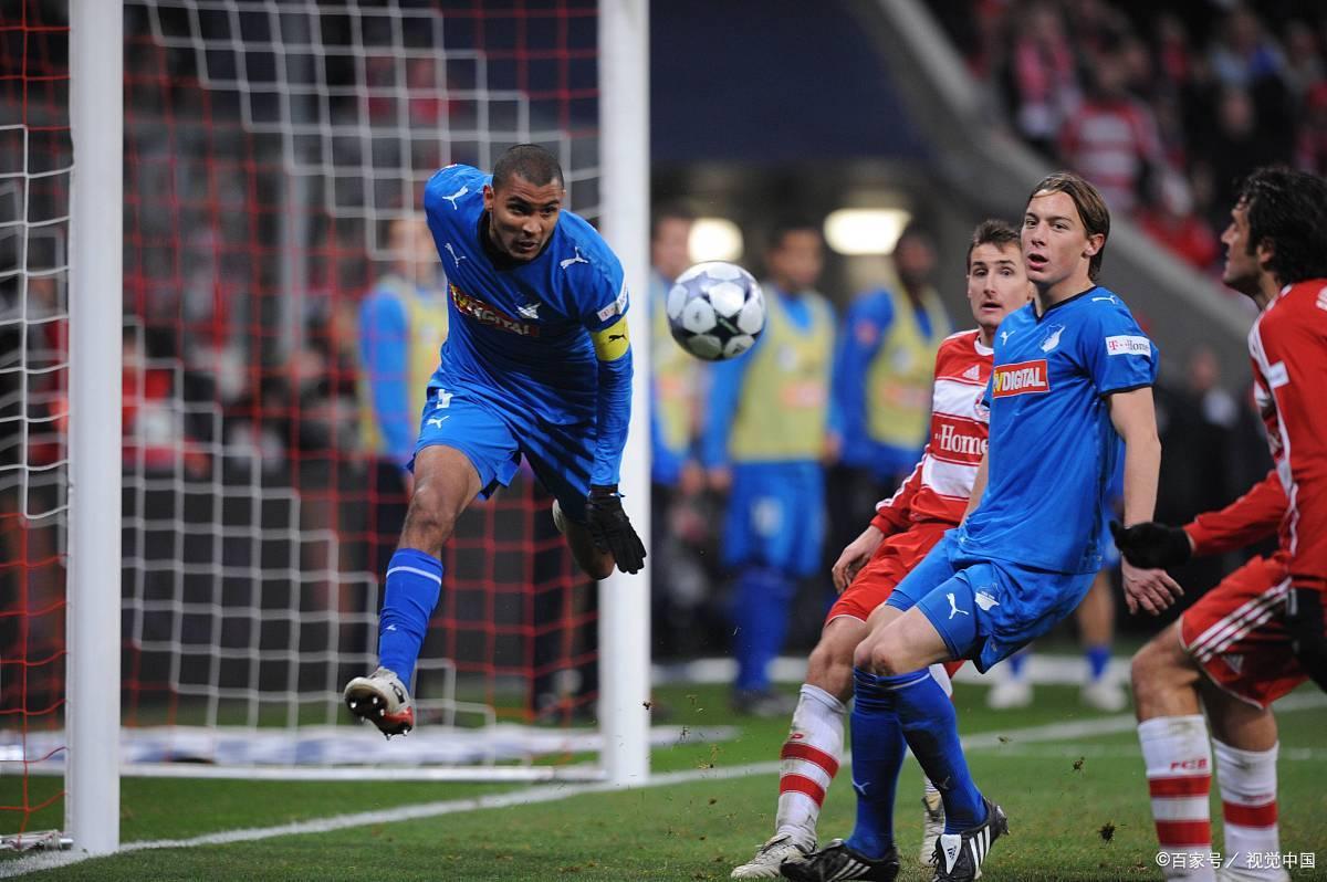 斯图加特遭遇重大失利,球队面临保级压力 斯图加特遭遇重大失利,球队面临保级压力