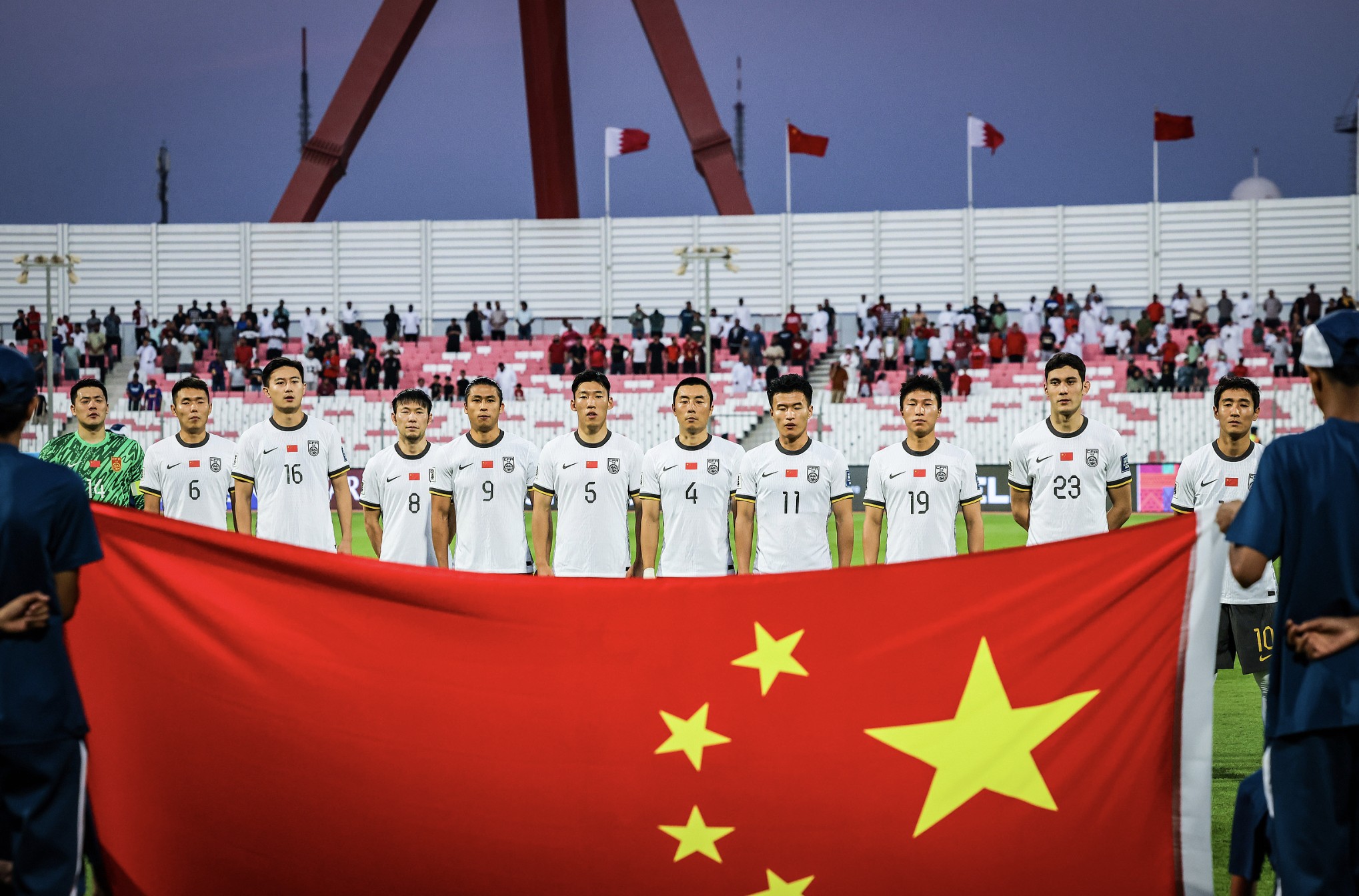 国内球队备战亚洲赛场,严阵以待迎接挑战 国内球队备战亚洲赛场,严阵以待迎接挑战