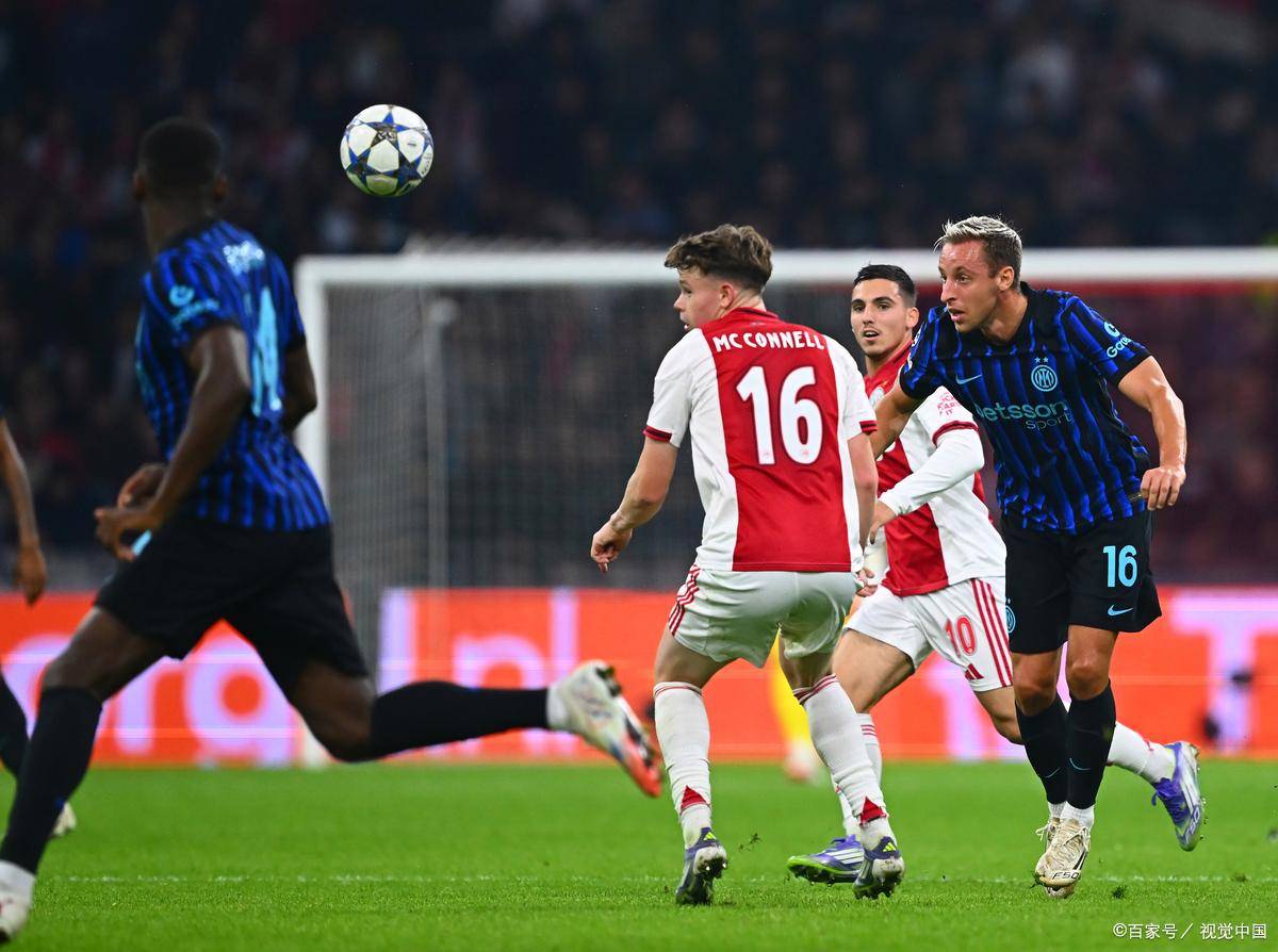 包含斯特拉斯堡足球俱乐部迎来连胜的词条 包含斯特拉斯堡足球俱乐部迎来连胜的词条