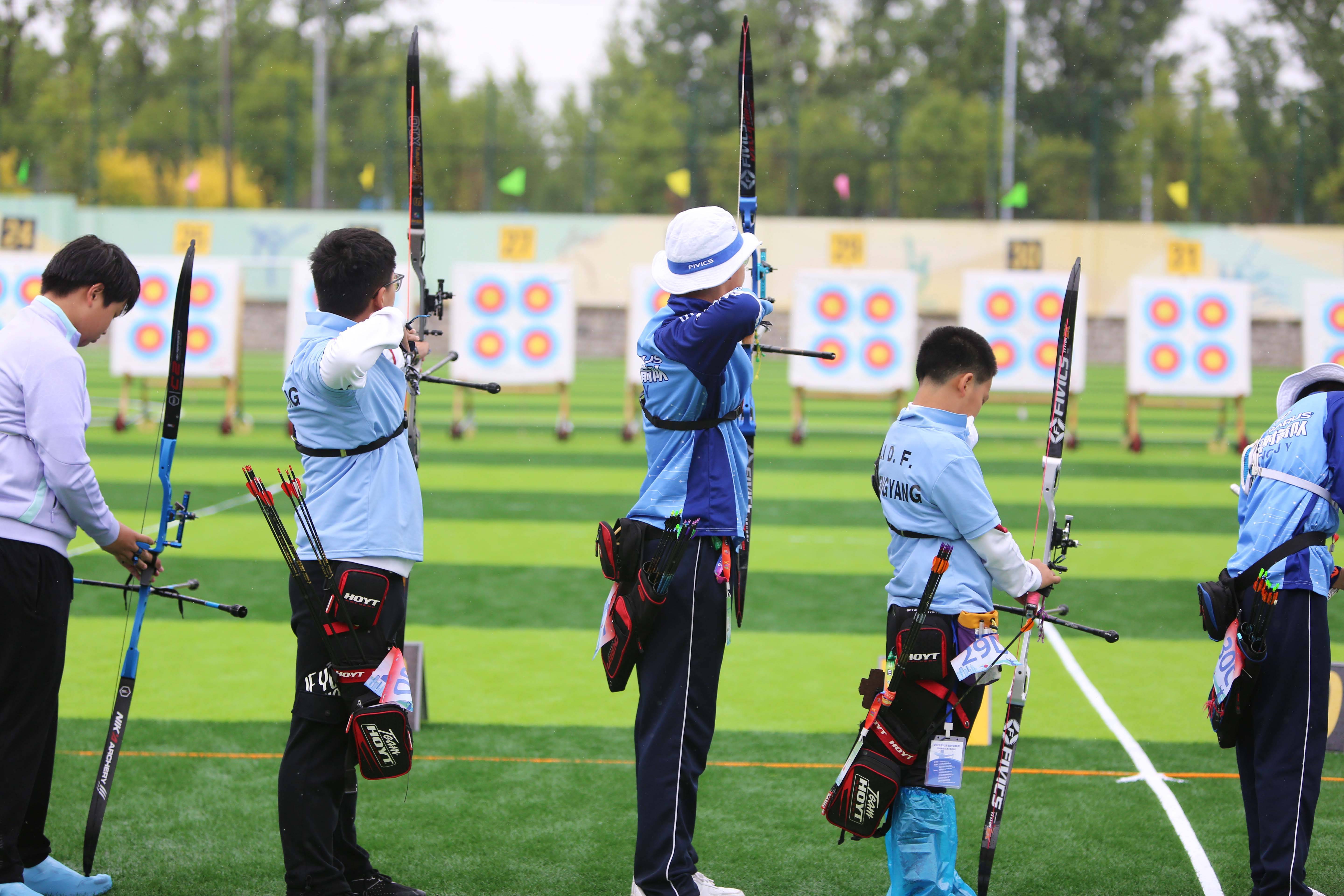 射箭比赛细节披露：选手射击精准获称赞的简单介绍