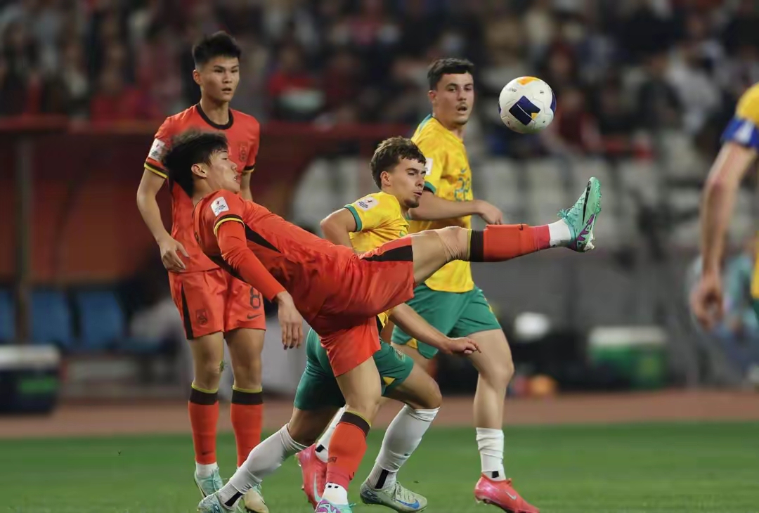 热门球队实力角逐，激烈对决即将开启