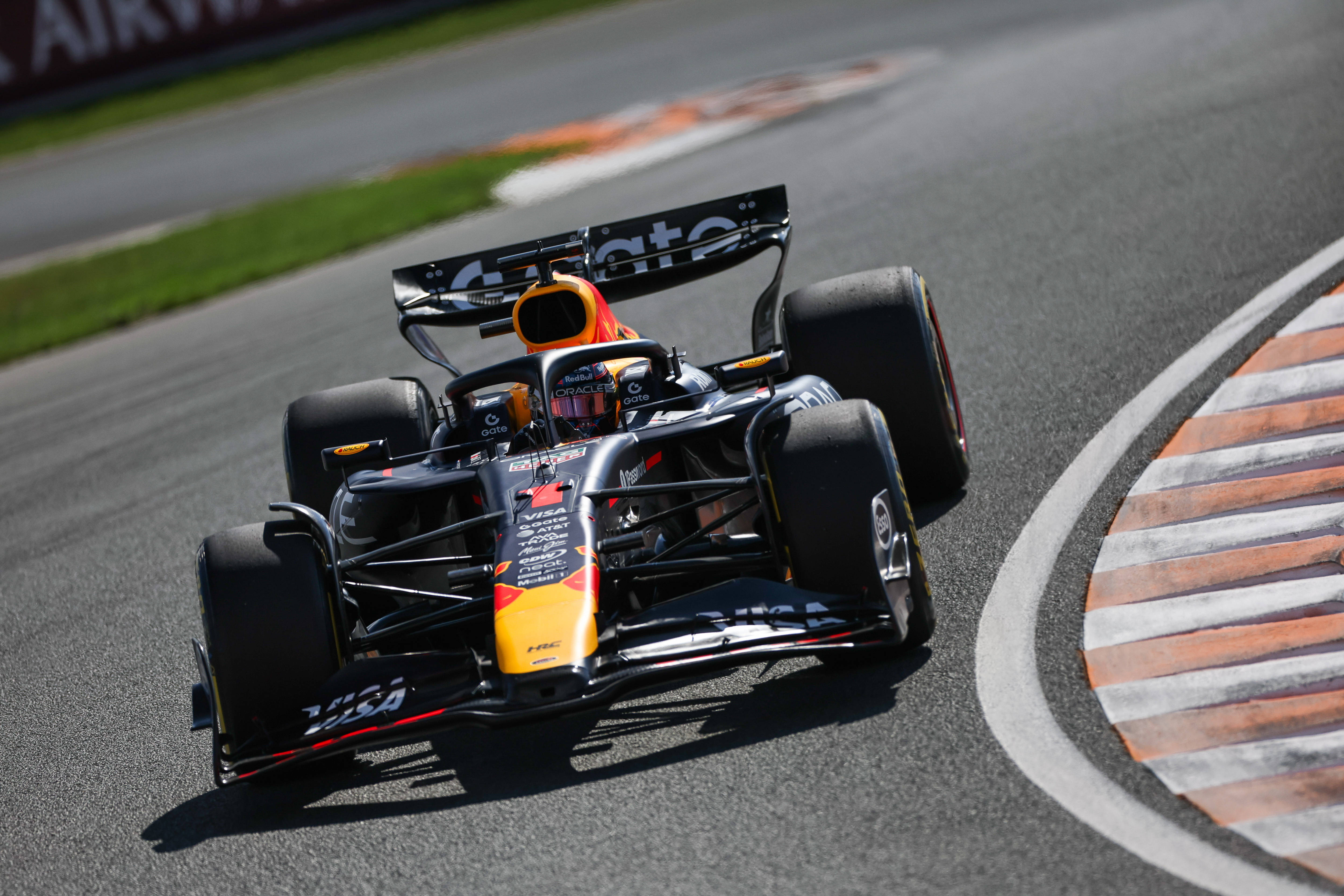 威廉姆斯横扫迈凯伦，皮亚斯特里扛起全队的简单介绍