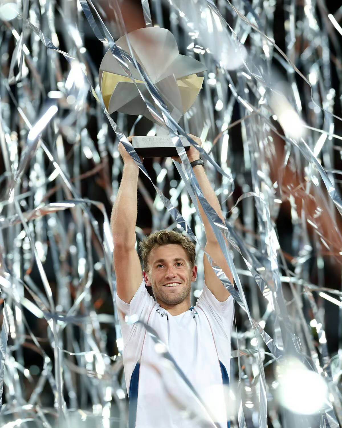 澳网完胜美网,鲁德刷新纪录 澳网完胜美网,鲁德刷新纪录