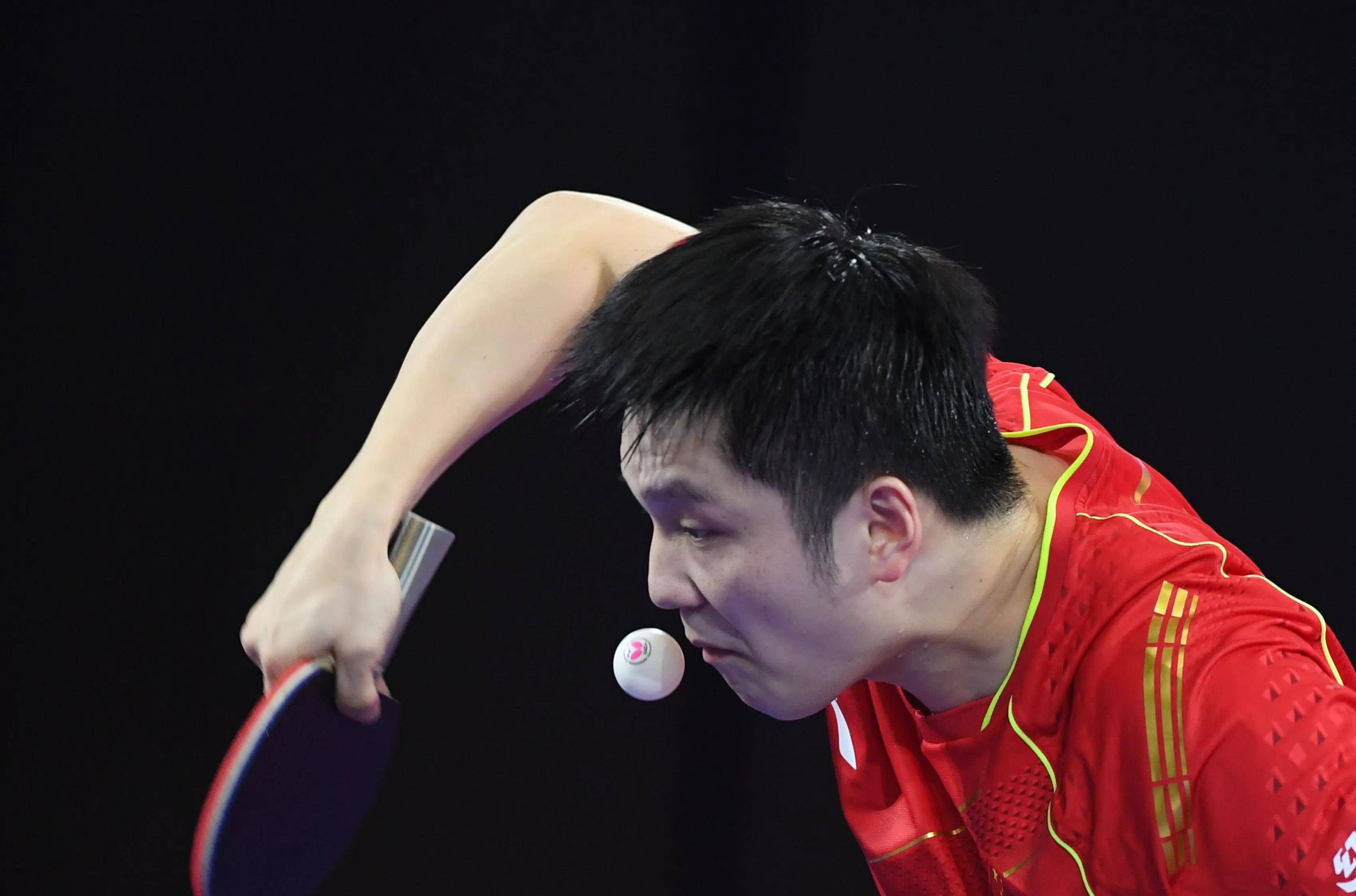 日本队险胜韩国队,樊振东点燃赛场 日本队险胜韩国队,樊振东点燃赛场