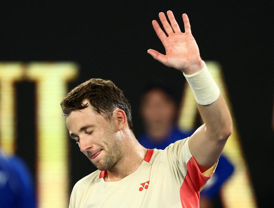 包含澳网绝杀拉沃尔杯，鲁德惊艳四座的词条