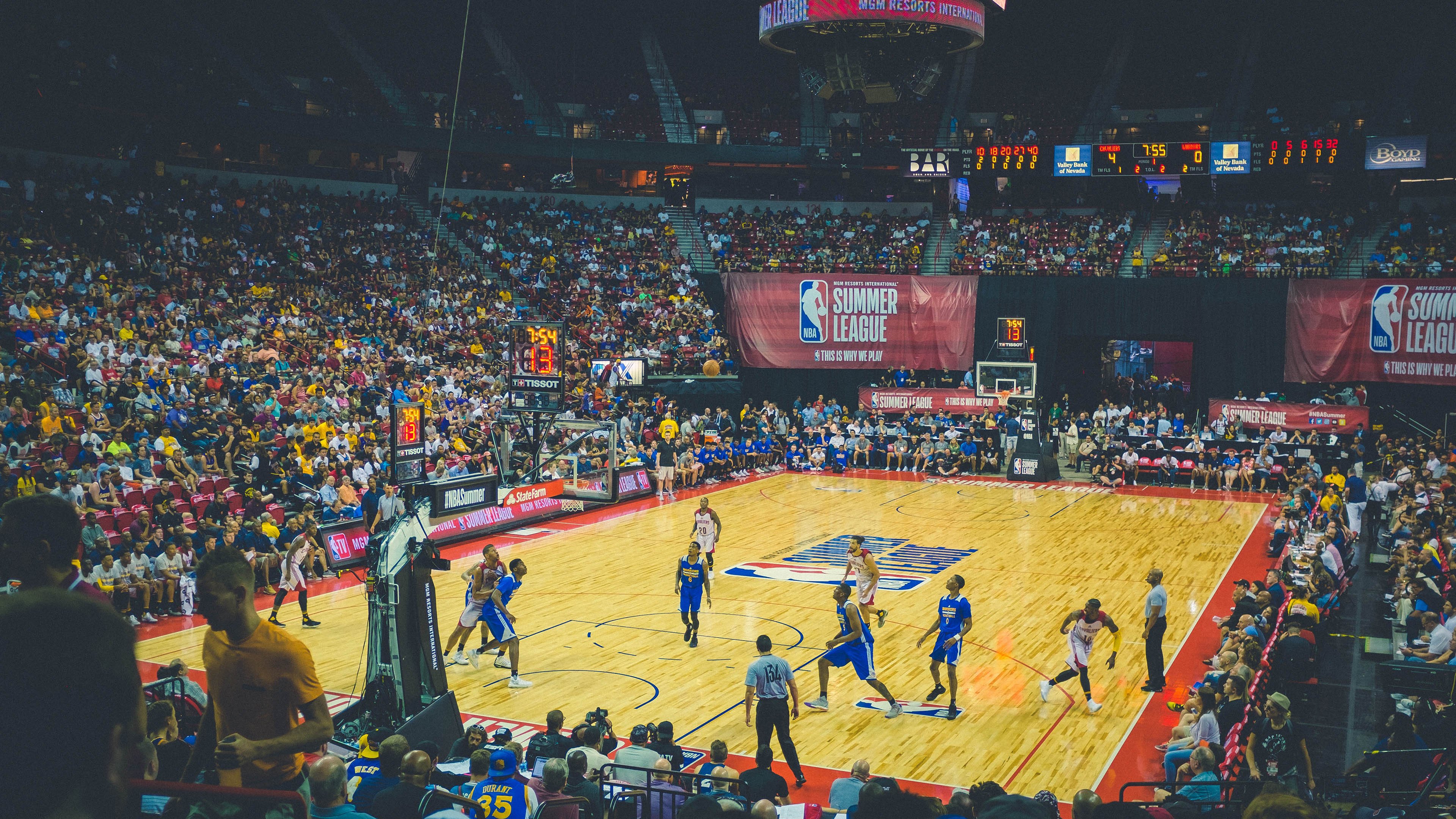 跨越时空的赛场主宰，从凯尔特人铁血晋级到英格拉姆德比封神