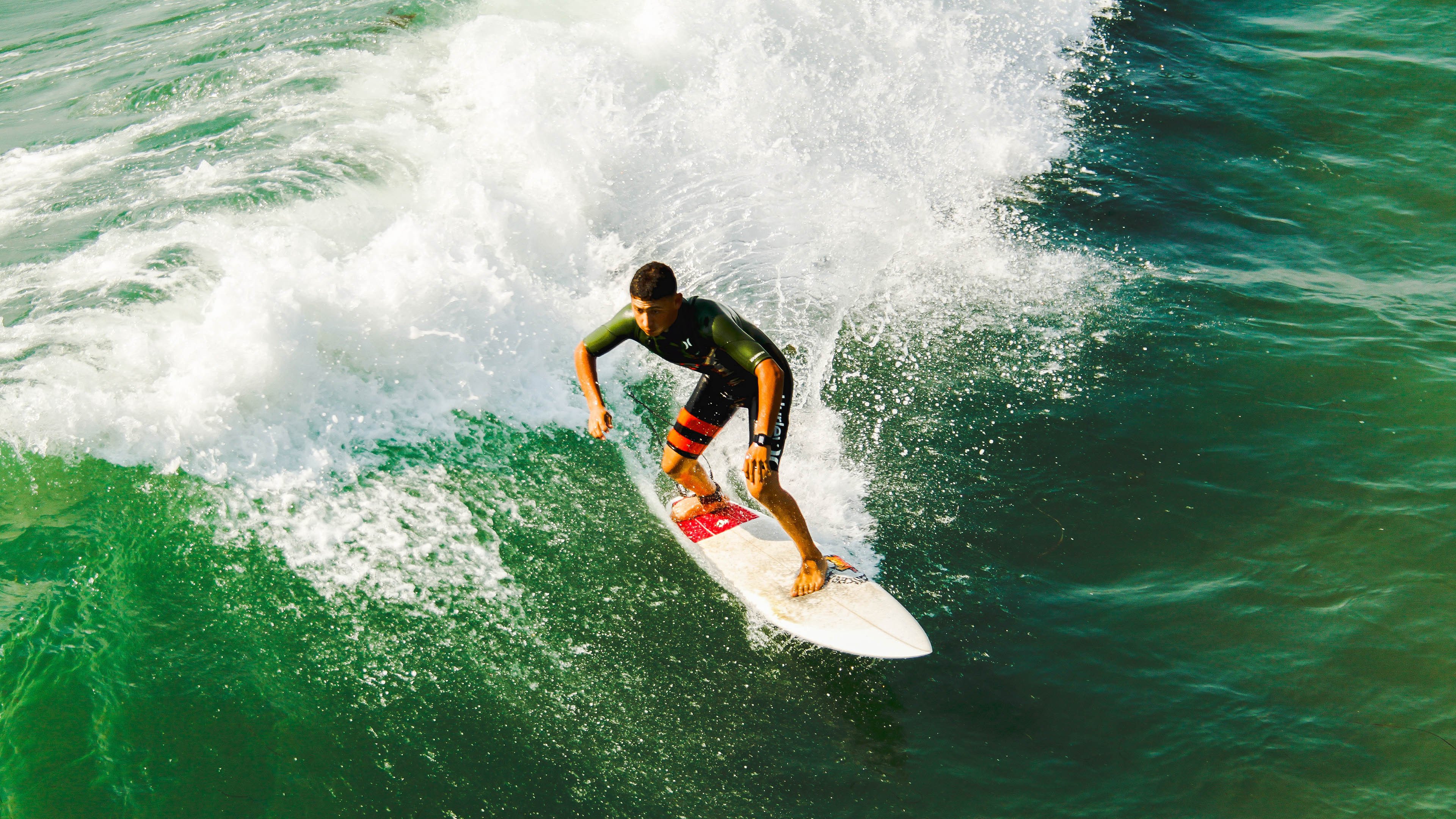 伊拉克横扫塞维利亚，奥亚尔萨瓦尔成为关键先生