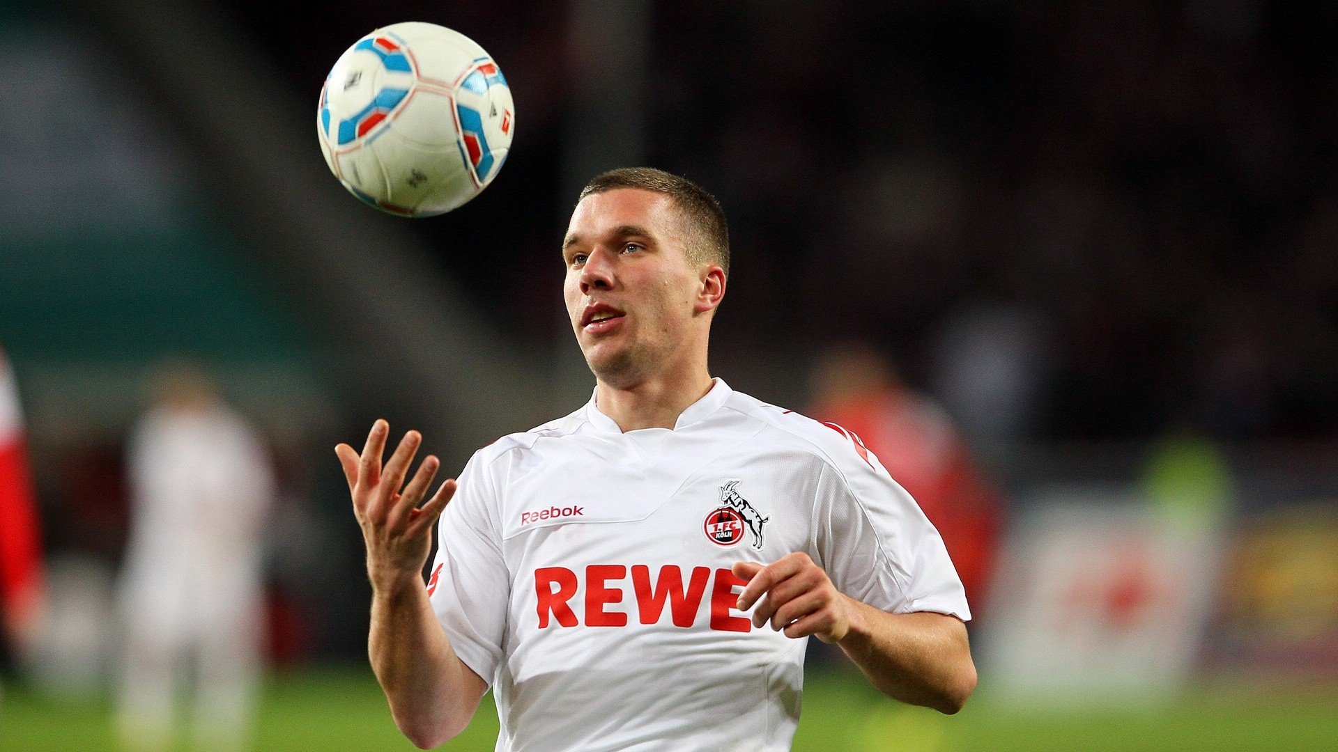 火力全开！深圳队压制广厦队，马克西成关键先生